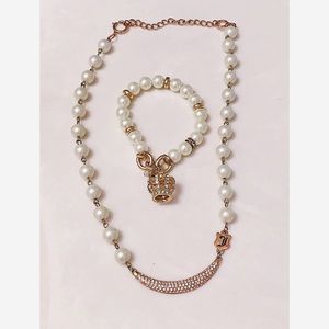 Juicy Couture Faux Pearl Diamond Neckless